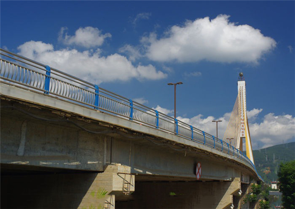 阜新304不锈钢桥梁护栏：安全、耐用与美观的完美结合