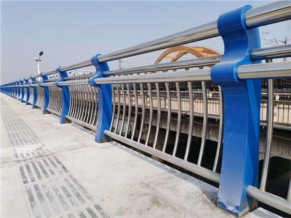 阜新304不锈钢复合管护栏的生产工艺揭秘